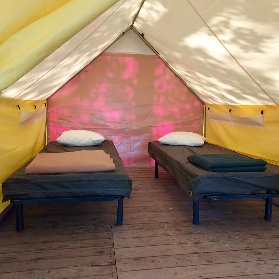 Camping Onlycamp Le Port Saint-Benoit-sur-Loire Luaran gambar