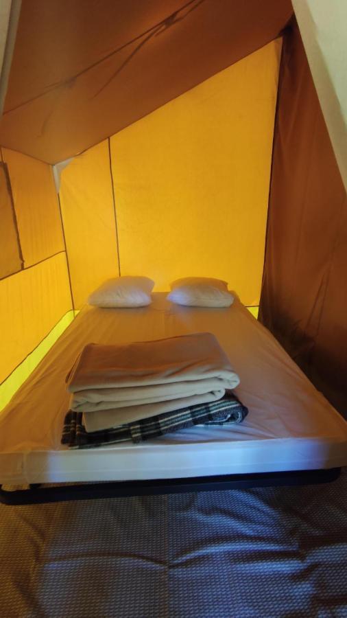 Camping Onlycamp Le Port Saint-Benoit-sur-Loire Luaran gambar